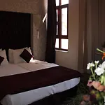 Diamond Royal Hotel 3*
