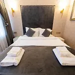 Hotel Diamond Royal