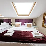Hotel Diamond Royal