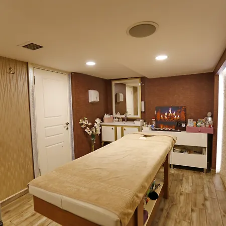 Hotel Diamond Royal 3*