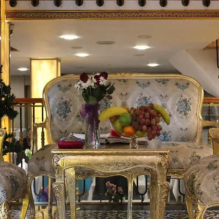 钻石皇家酒店 酒店