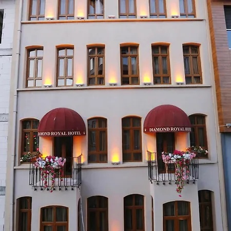 Diamond Royal Hotel 3*