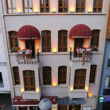 Diamond Royal Hotel 3*