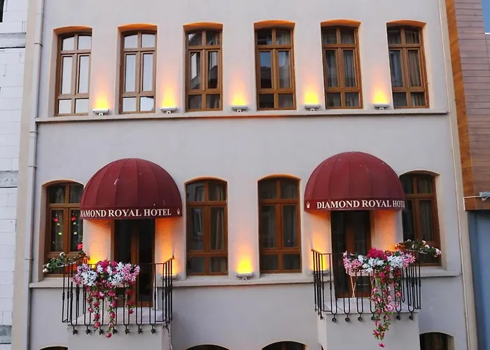 Diamond Royal Hotel 3*