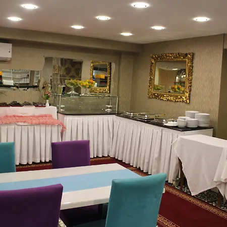 Diamond Royal מלון